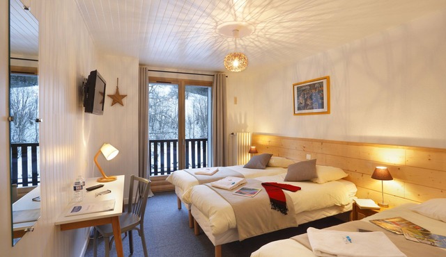 Hôtel Eliova- L'Eau Vive