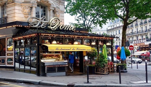 HIGH FLOOR , PARISIAN APARTMENT NEXT TO SAINT GERMAIN – BLVD DU MONTPARNASSE