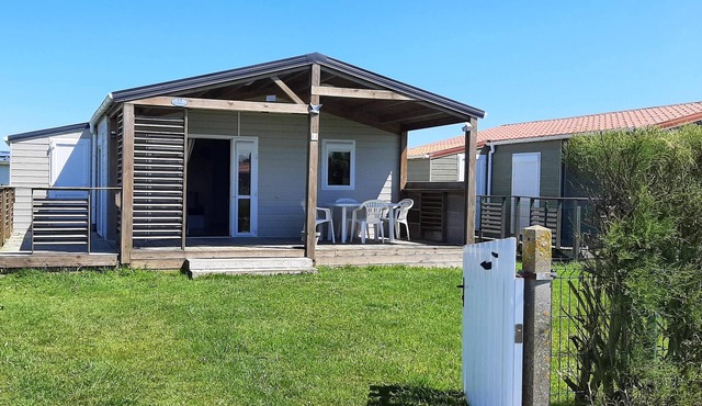 Homerez - 200 m away from the beach! Amazing chalet for 6 ppl. with shared pool