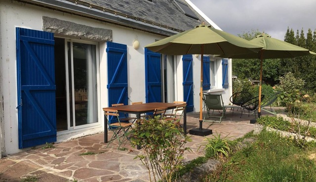 House Mesquer-Quimiac sleeps 10, 5 bedrooms, quiet, Lanseria beach 1km away