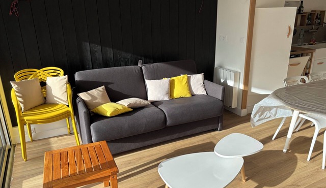 Kerabus apartment near the sea and city center