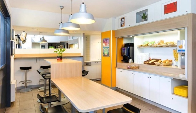Kyriad ECO - Tours Nord