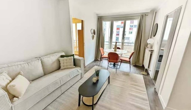 L'Azur du 20ᵉ - Quiet, bright apartment with balcony