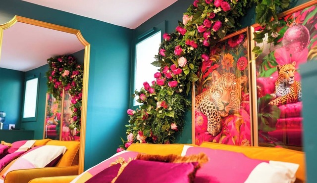 L'Instant Boudoir - Elegant interlude in Rouen