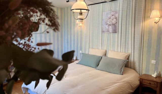La Maison d'Odette: the Hortensia room