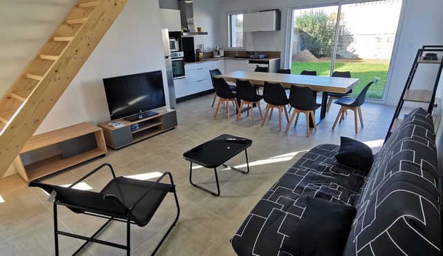 La Maison MANOLE 2km from the beach