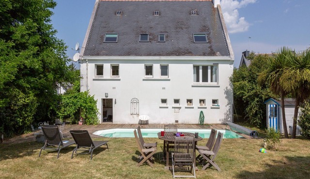 La Parenthèse Océane – Private Pool, Garden & Wi-Fi, Steps from Cabellou Beach