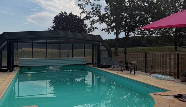 Large Family Home and Guesthouse