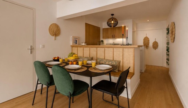 Lavie Maison | Parisian living, Eiffel Tower