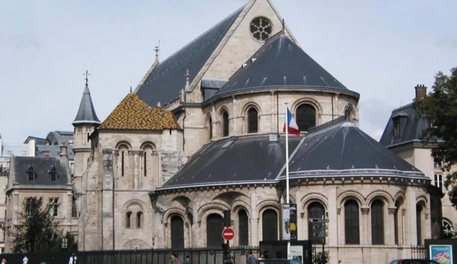 Le Marais Studio Apartment Near Sentier Metro