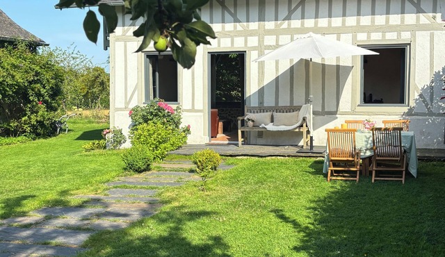 Les Châtaigniers Cottage - 10 min from Honfleur - Sleeps 4