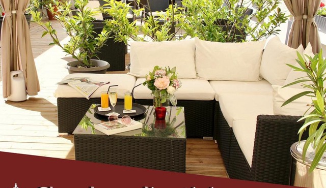 Logis Hotel - Le Charleston