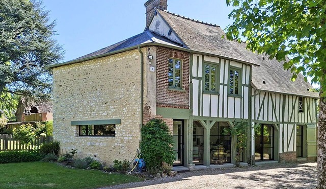 Lovely home in Clef Vallée d'Eure