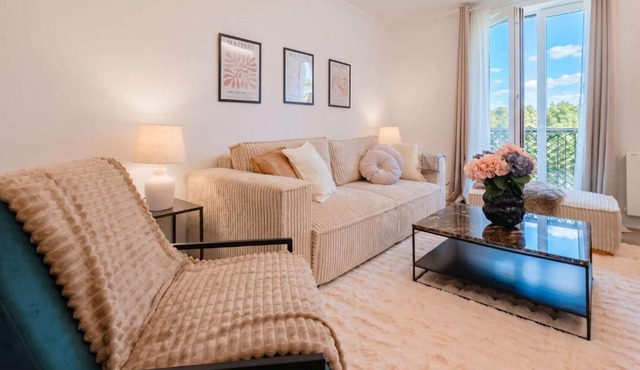 Luxury Flat 6 Guests Bastille