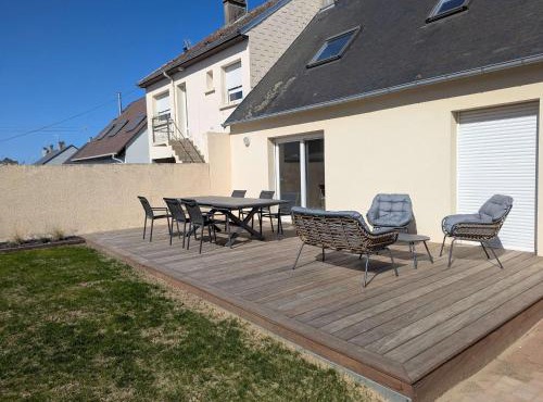Maison à 500m de la plage avec jardin, 4 chambres, Wi-Fi et parking - 8 couchages - FR-1-361-539