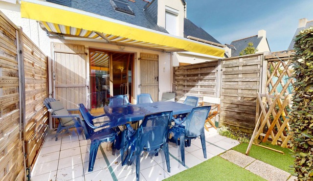 Maison du Carbonet - House with swimming pool