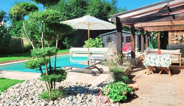 Manor House | Heated Pool & Spa | Electric Vehicle Charging Station