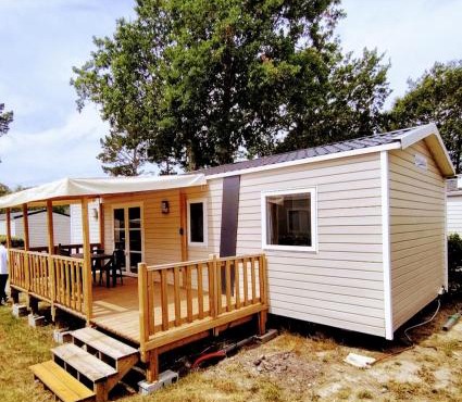 Mobil home dans Camping 4 étoiles