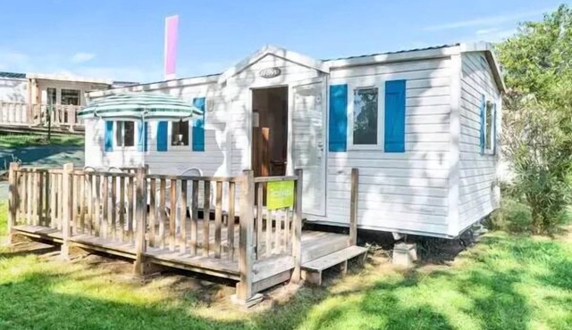 Mobile Home | Classic | 2 Bedrooms | 4 Guests | Raised, Uncovered Deck