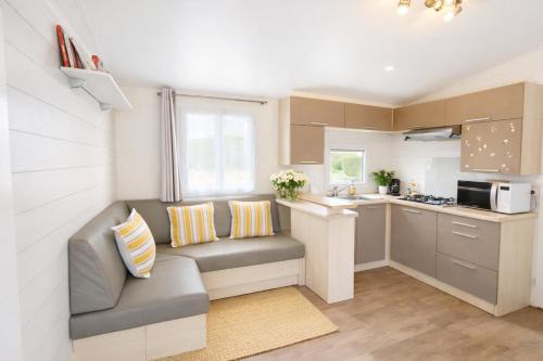 Mobile home dans un camping à saint Arnoult