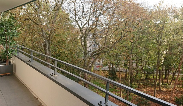 New apartment in lush greenery, near tram