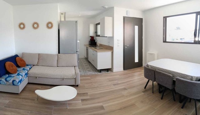 New house for 2 to 4 people in town center!