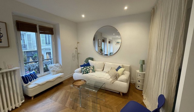 Newly renovated studio in the heart of Montmartre