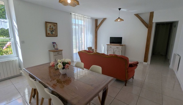 Peaceful cottage between fields and forests - 6 guests