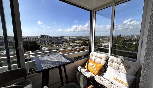 Renovated apartment, port view - 4 guests