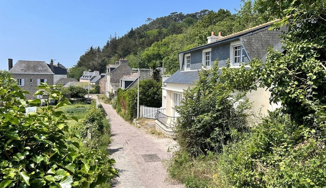 Renovated house near the beach in Erquy | 4 guests | Ref 547