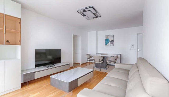 Saint Denis/Leon Nozal : Magnifique Apartment 5P