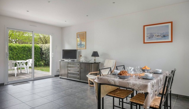 Semi-detached house, 200m from Crouesty Port - 4p