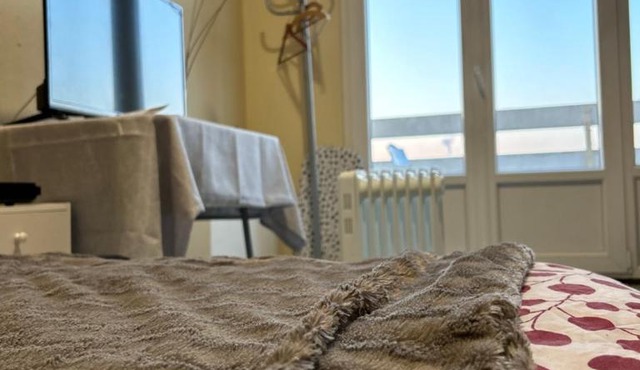 Studio équipé avec balcon