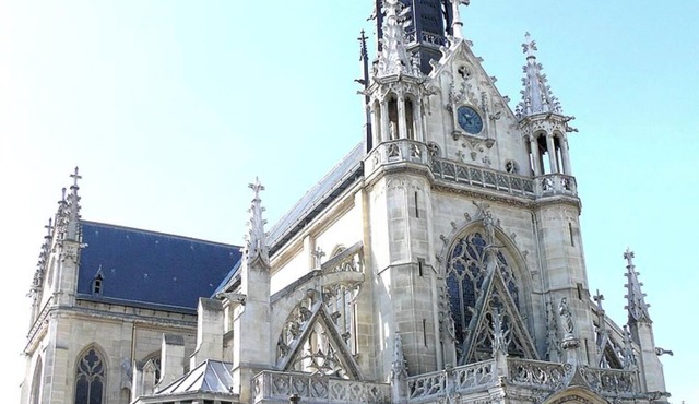 Studio Apartment Close to Rambutue Metro Paris