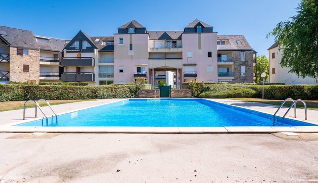 Studio Le Sea Bird: port view, summer pool, parking