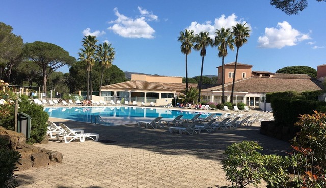 STUDIO pour 2 personnes tout confort in Saint-Raphaël