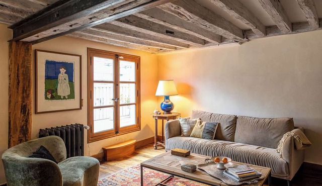 Stunning Balcony View 2 BDR Duplex Saint Germain