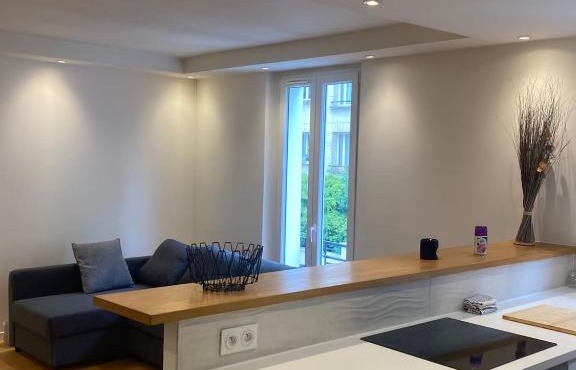 Super appartement refait à neuf beaucoup de charme