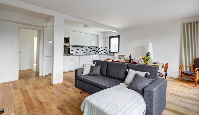 TBS 538 - Elegant apartment with terrace