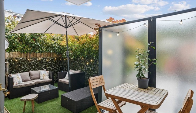 The Peaceful - with terrace and private parking