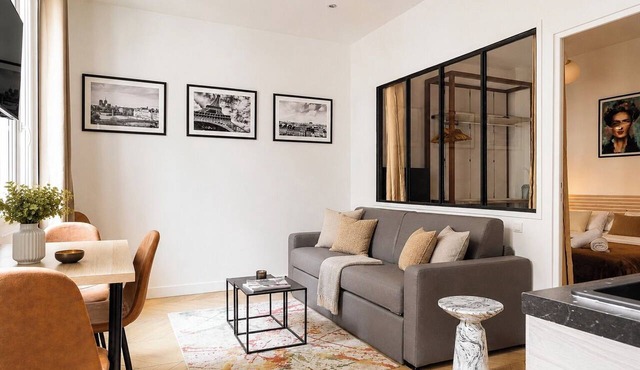 TheBlueStay 350 - Stunning Apt in République