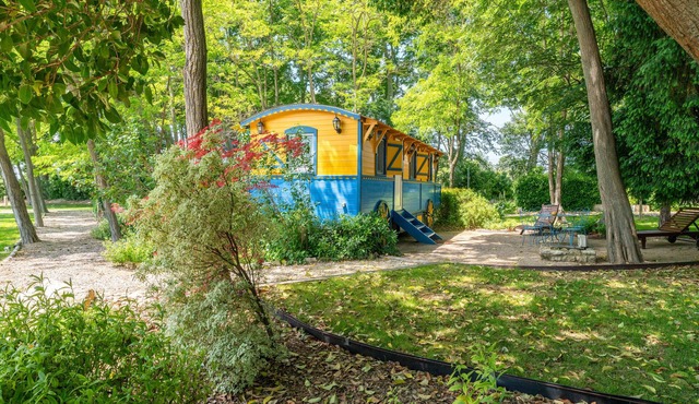 Tiny Home 'Morgane' with Shared Garden, Wi-Fi, and Air Conditioning