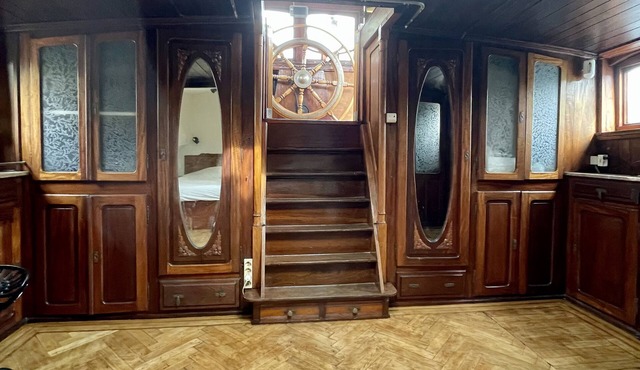Unusual accommodation with 1930s charm