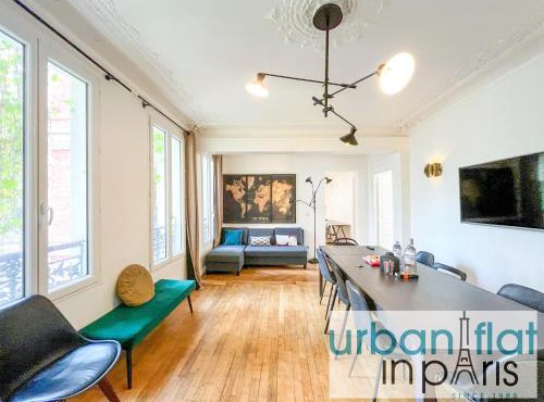 Urban Flat 99 - Spacious 6 BDR Apartment in Paris