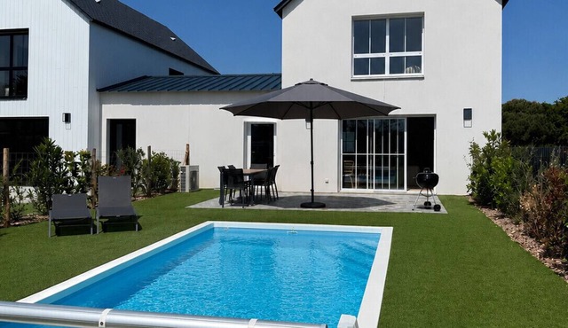 Villa 18 – pool – golf – nature – 6/8 people