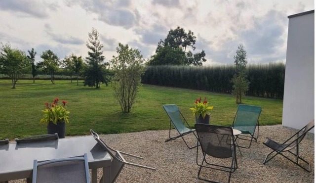 Villa - Contemporary, peaceful, comfortable!