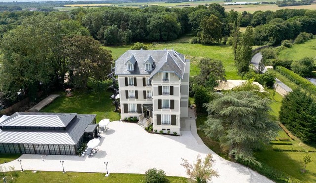 Villa Edmond Hôtel & Spa - Maison Blanche Bièvres