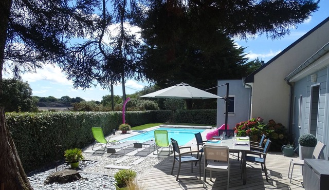 Villa, Enclosed garden, heated pool, close to the beaches