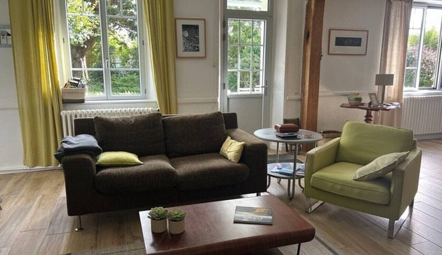 Villa Le Puits: Between Land and Sea, Sleeps 8–13 People