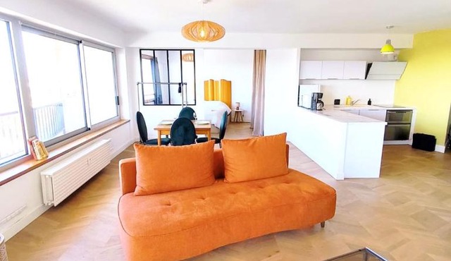 Wanderer Suite - Terrasse et Parking - Second Lodge Rennes - Location Bail Mobilité